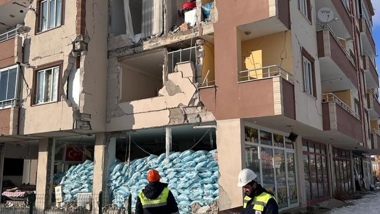 Nevşehir Belediyesi hasar tespit çalışmalarına destek verdi