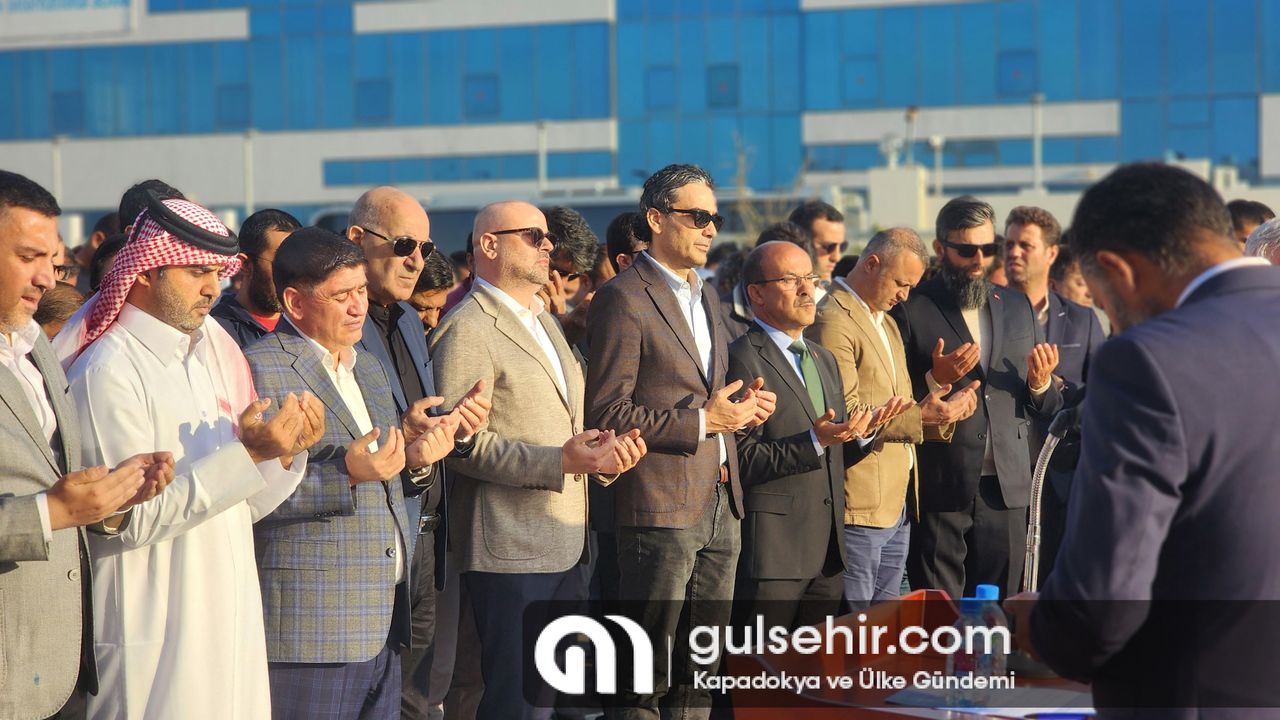 Katar'da, Türkiye'deki deprem için gıyabi cenaze namazı