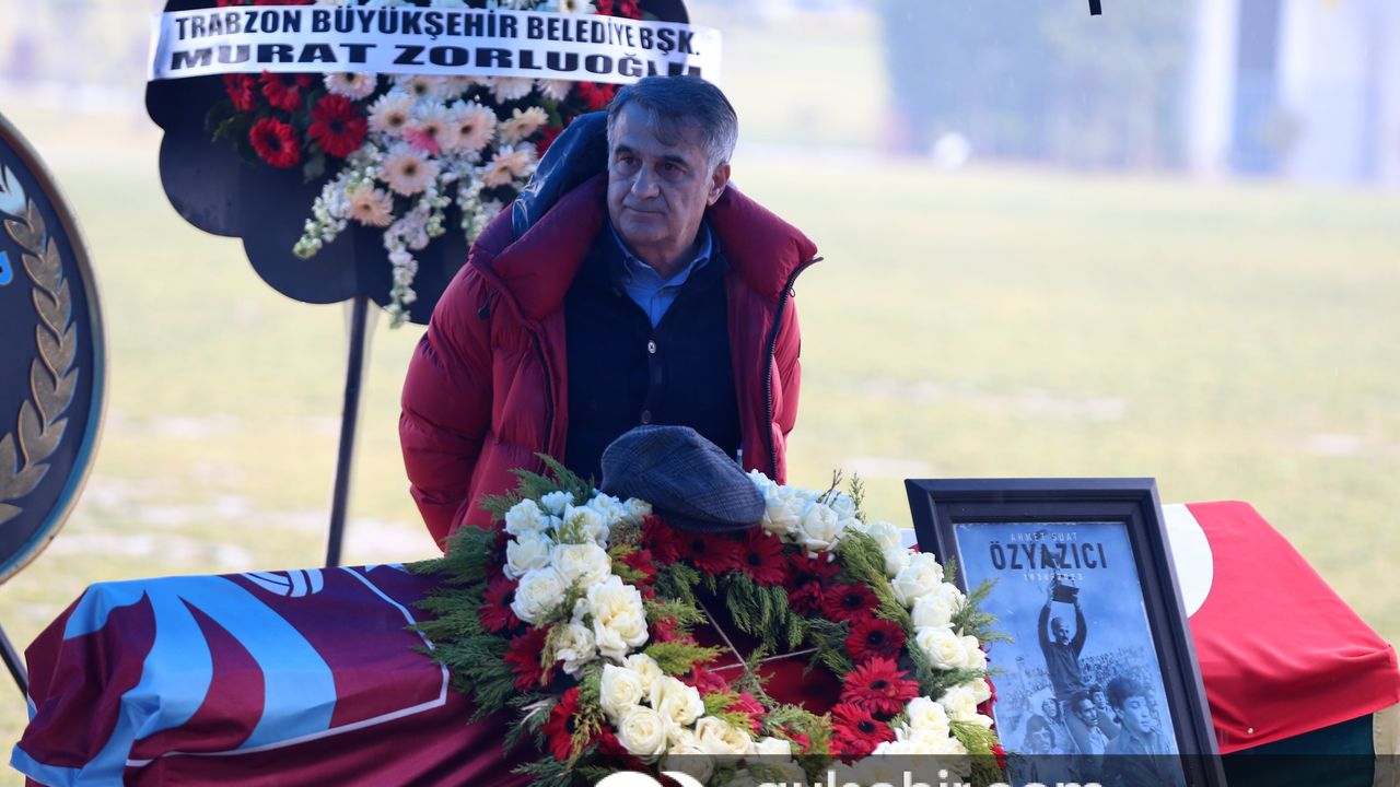 Trabzonspor efsanesi Ahmet Suat Özyazıcı'nın son yolculuğu