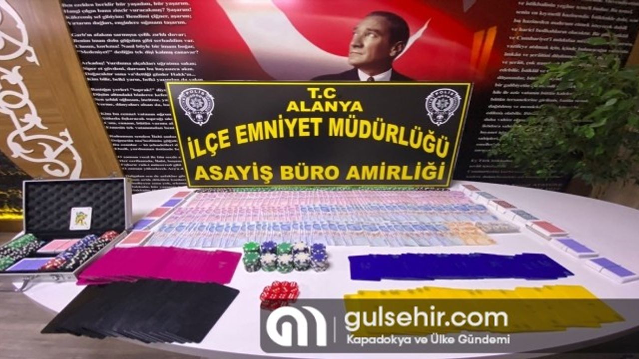 Antalya'da kumar oynatan 2 kişi gözaltına alındı