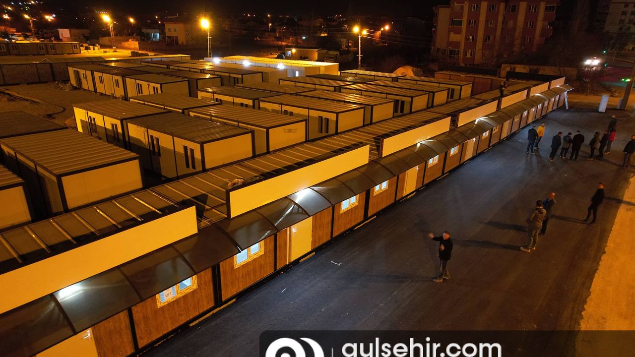 Elbistan'da 77 konteynerli Talas Kent Ticaret Alanı kuruldu