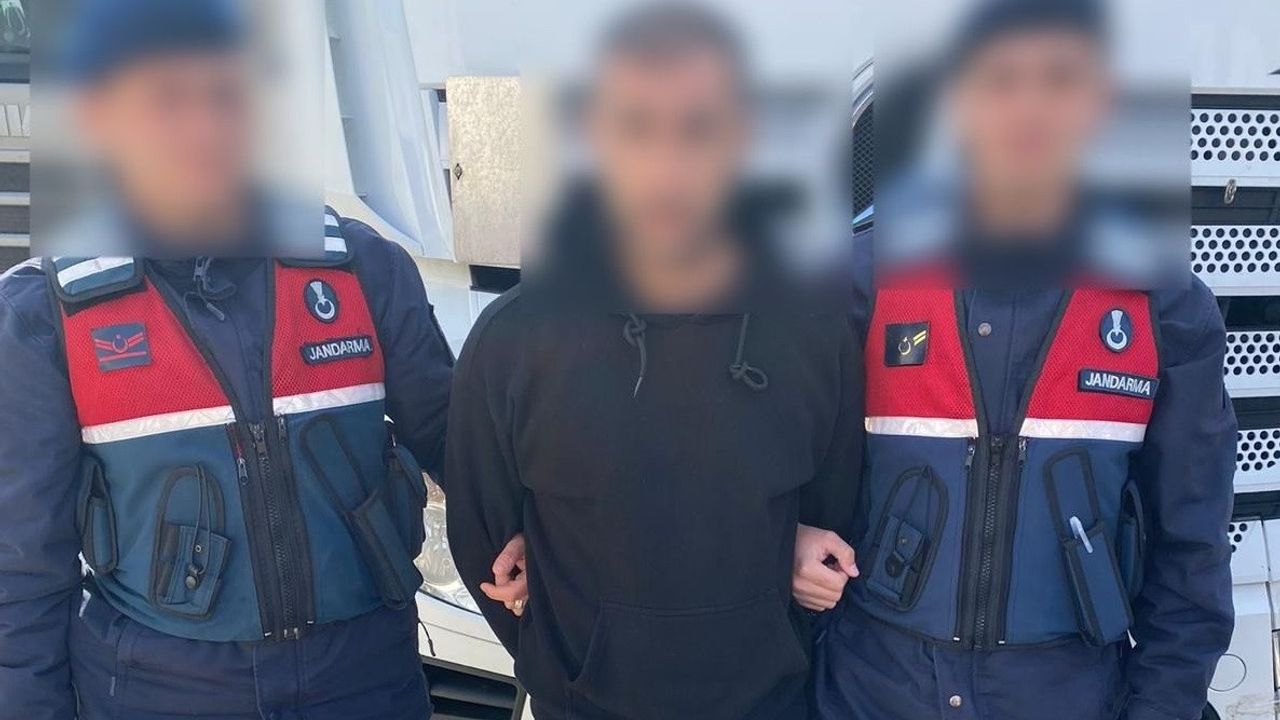 Kayseri'de firari katil yurt dışına çıkarken yakalandı