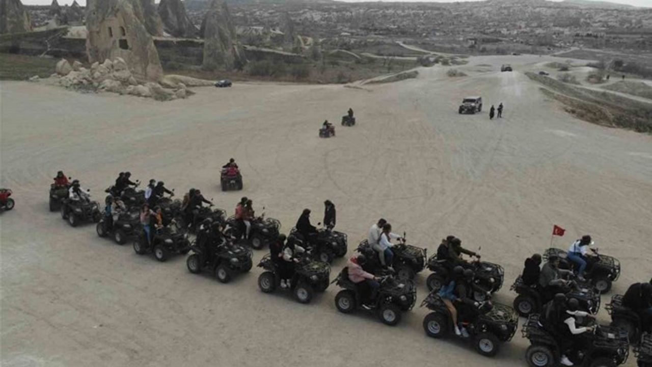 Kapadokya'da depremzedelere ATV turu
