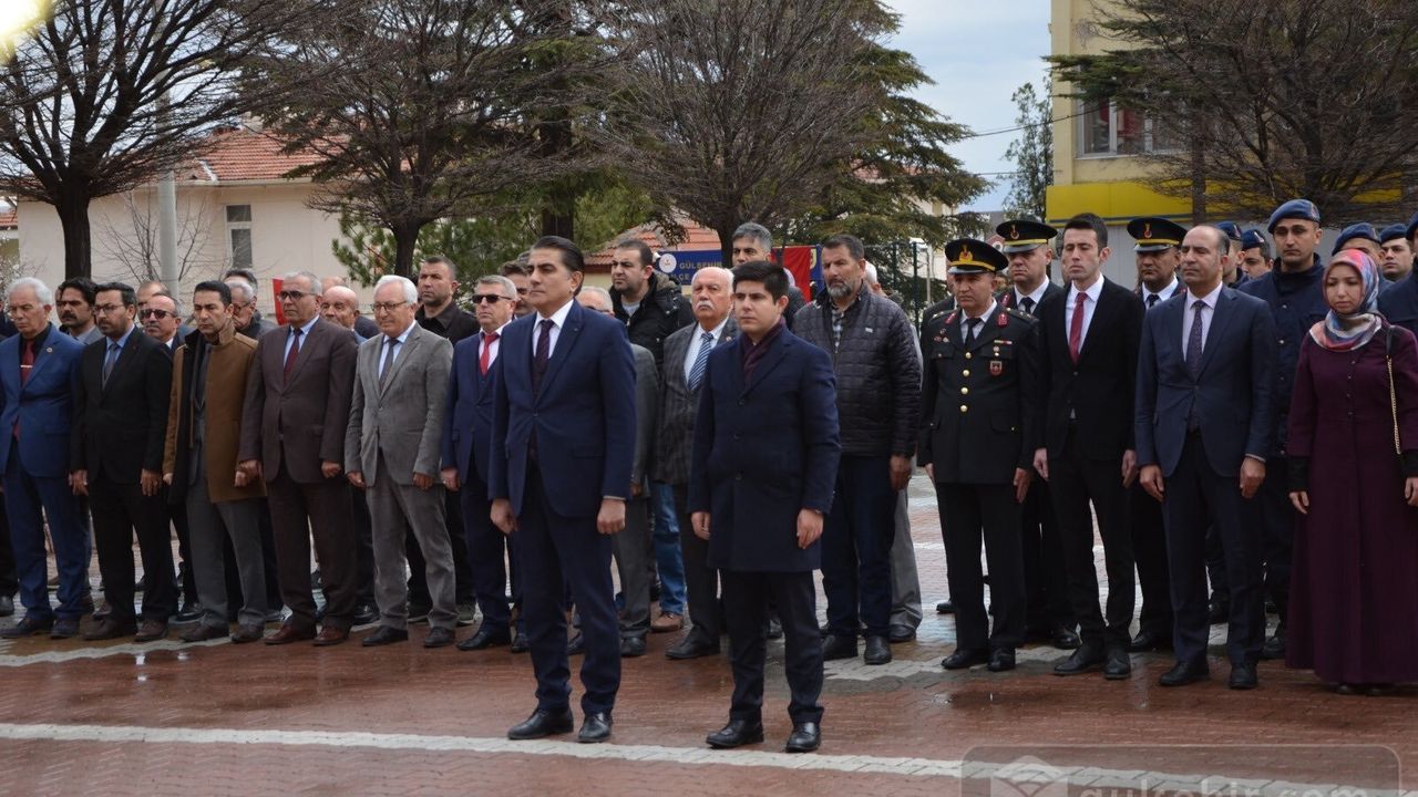 Gülşehir Belediye Başkanı 18 Mart çelenk sunma töreninde
