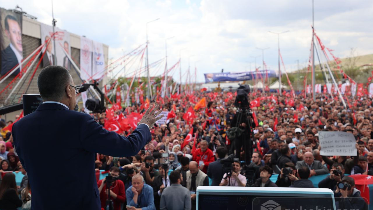 Cumhurbaşkanı Yardımcısı Oktay Kırıkkale'de törene katıldı