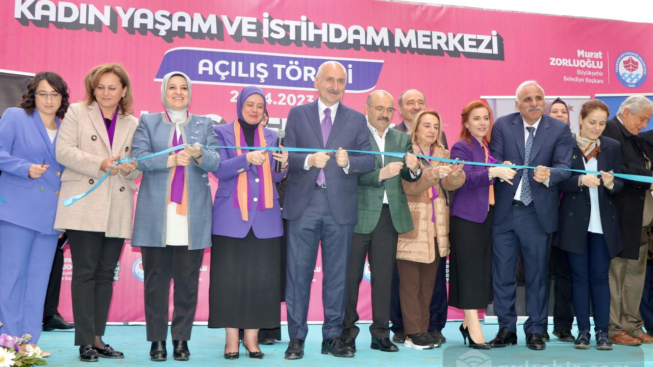 Bakan Karaismailoğlu Trabzon'u ziyaret etti