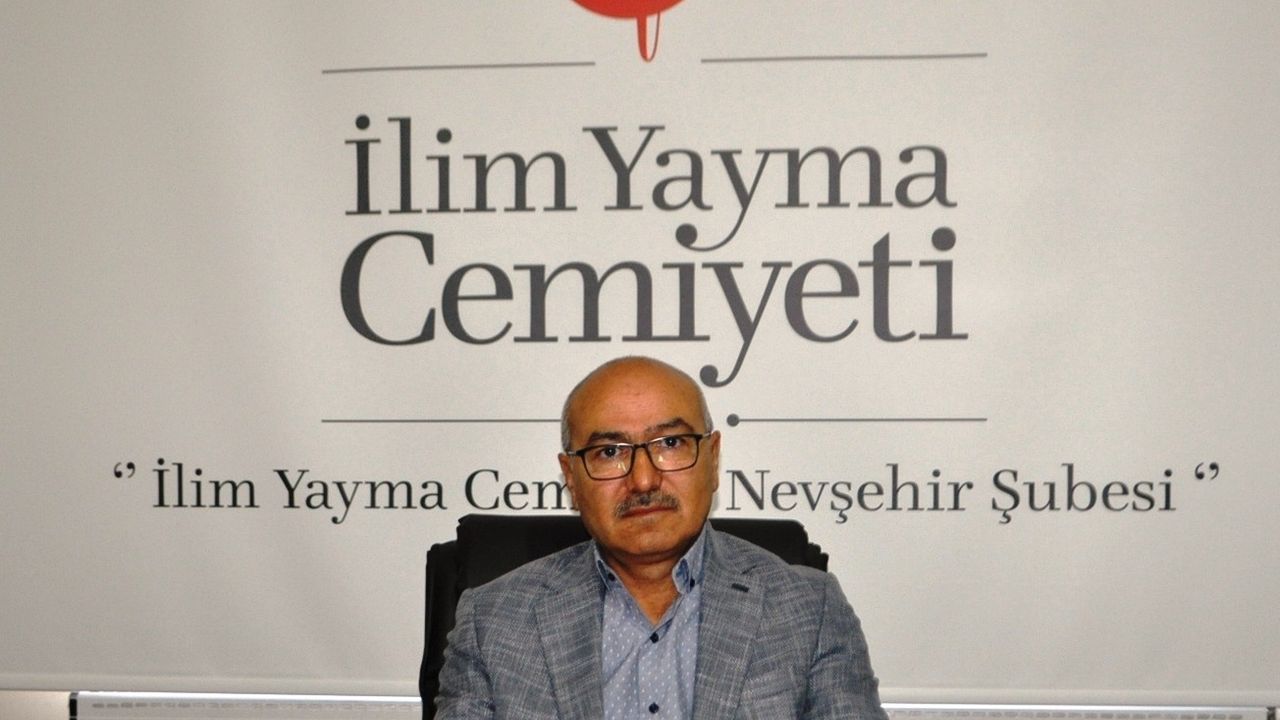 Nevşehir İlim Yayma Cemiyeti Başkanı 19 Mayıs'ı kutladı