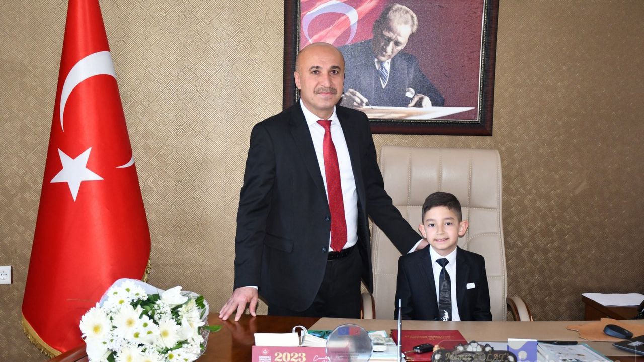 Ahmet Arda Avcı Nevşehir'de bir günlüğüne milli eğitim müdürü oldu