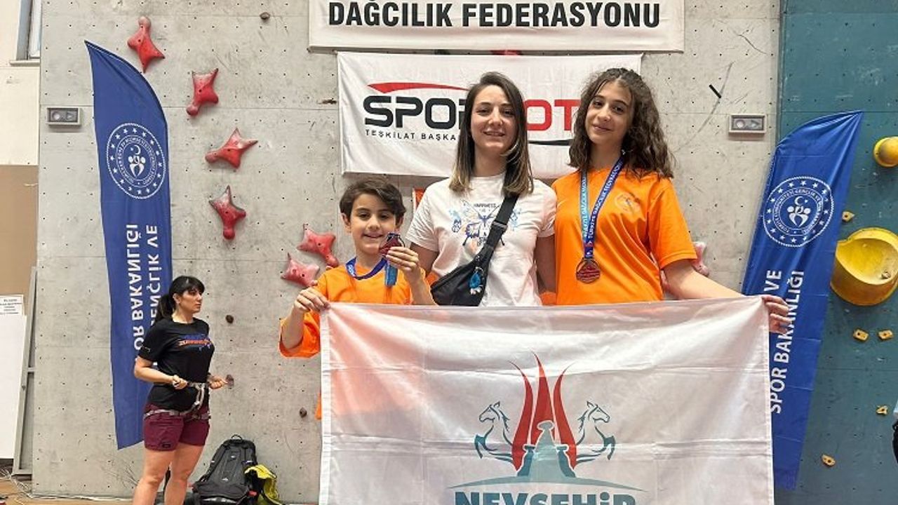 Nevşehir Belediyespor Türkiye ikinciliği ile döndü