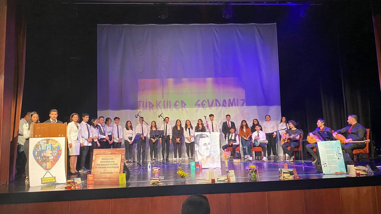 Hacıbektaş Anadolu Lisesinde yıl sonu etkinlikleri düzenlendi.  