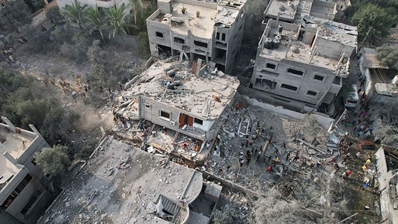 ''İsrail Gazze Şeridi’nde BM Okulunu Vurdu''