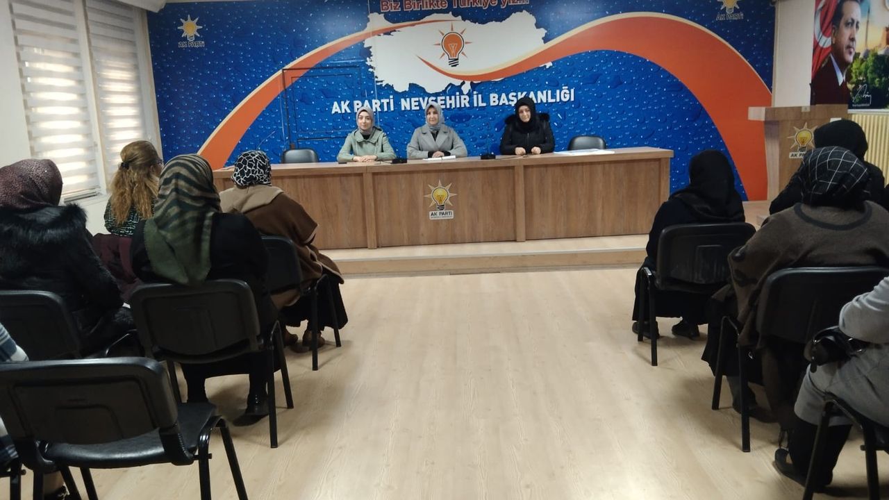 Ak Kadın Nevşehir Kolları Başkanlığı, düzenlediği haftalık olağan yönetim kurulu toplantısında