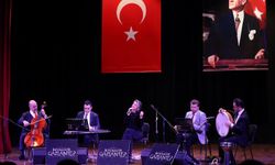 Gaziantep Atatürk'ü şarkılarla andı