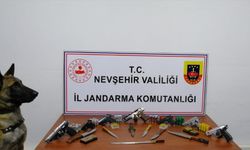 Nevşehir'de çok sayıda ruhsatsız tabanca ele geçirildi