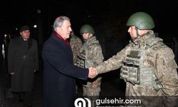 Milli Savunma Bakanı Akar, Gazi Osman Paşa Kışlası'nı ziyaret etti