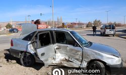 Sivas'ta otomobil kazası, 4 yaralı
