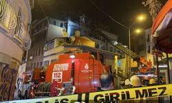 Beyoğlu'nda ahşap binada yangın