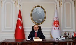 Bakan Bozdağ basın kuruluşlarının temsilcileriyle bir arada