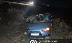 Şırnak'ta otomobil kazası, otomobildeki polis memuru öldü