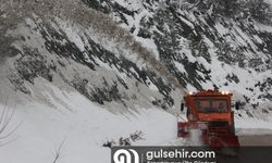 Beypazarı'nda karla mücadele sürüyor