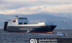 İskenderun'dan 21 afet mağduru gemiyle İzmir'e geldi