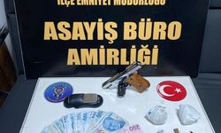 İzmir'de plakasız minibüsten uyuşturucu çıktı