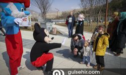 Ankara'da depremzede çocuklar için moral desteği