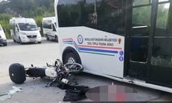Muğla'da minibüs ile motosiklet çarpıştı, 1 kişi ağır yaralı