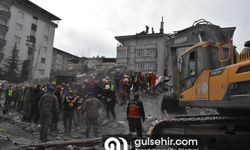Malatya'da depremin ardından arama kurtarma yapılıyor