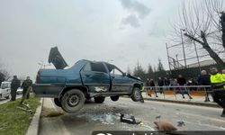 Düzce'de otomobil devrildi, 5 kişi yaralandı
