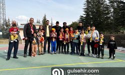 Kayserispor futbolculardan depremzede çocuklara ziyaret