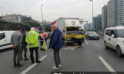İstanbul Bahçelievler'de kamyonet kazası