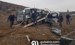 Yozgat'ta feci trafik kazası aileyi parçaladı