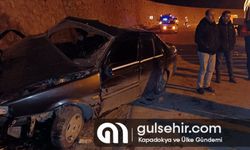 Bitlis'te kontrolden çıkan otomobil duvara çarptı