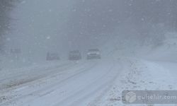 Kütahya-Bursa kara yolunda yoğun kar yağışı