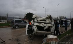 Tokat'ta trafik kazası: Anne öldü, baba ve oğlu yaralandı
