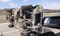 Kırıkkale'de otomobil devrildi, sürücü ile yolcu yaralandı