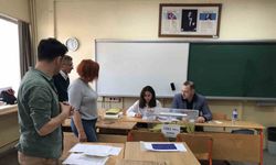 Türkiye'de oy verme işlemi tamamlandı