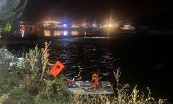 Kızılırmak Nehri'nde botları alabora oldu: Arama çalışmaları sürüyor