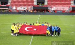 Fenerbahçe  Twente İle Oynayacağı Maçın Hazırlıklarını Tamamladı.