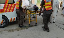 Pakistan'da Bombalı Saldırı:''1 Ölü 11 Yaralı''