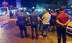 İstanbul Küçükçekmece'de Seyir Halindeki Otomobile Silahlı Saldırı Düzenlendi: ''1 Yaralı''