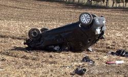 "Büyükçekmece'de Otomobil Tarlaya Uçtu: Ölü Sayısı 2'ye Yükseldi"