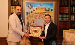 Kaymaklı Belediye Başkanı Harun Çekiç Rasim Arı'yı ziyaret etti!