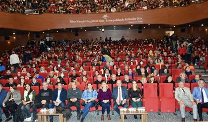 Kırşehirde bozlak ustası Muharrem Ertaş'ı anma konseri.