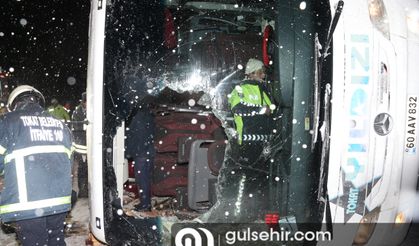 Tokat'ta yolcu otobüsü devrildi: 1 ölü, 15 yaralı