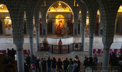 Diyarbakır'da Paskalya Bayramı kutlandı