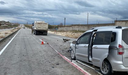Van'da bir sürücü kamyona arkadan çarparak hayatını kaybetti