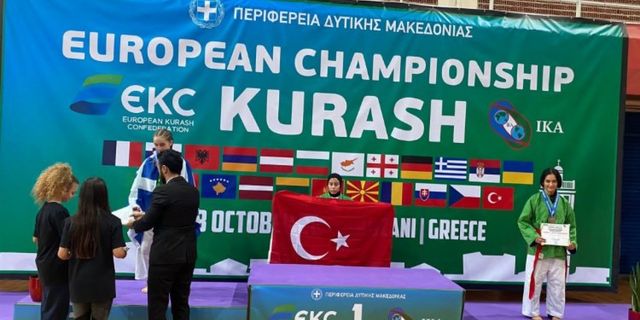 Yunanistan’da İstiklal Marşını okutan Rabia Demir Avrupa Şampiyonu oldu