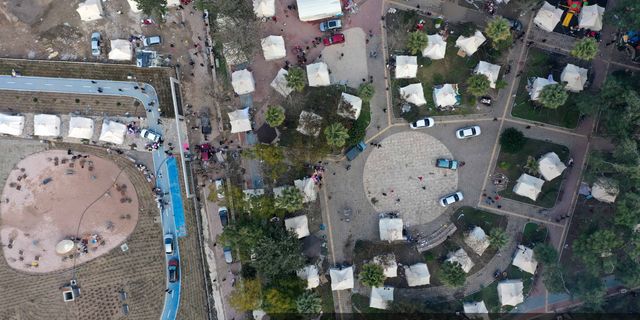 Hatay'da depremlerden etkilenenler için çadırlar kuruldu
